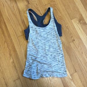 Lululemon gray top